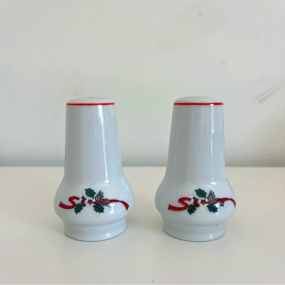 Christmas pleasure salt and pepper shakers vintage 90s - Picture 1 of 6
